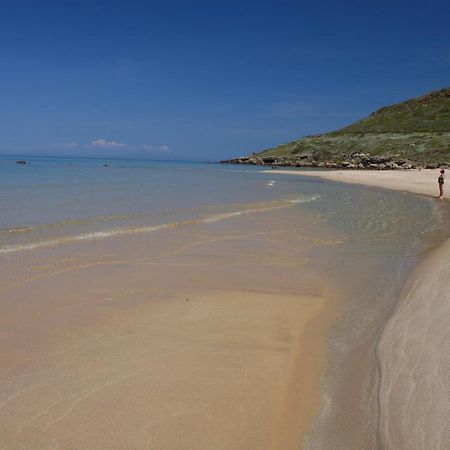 Апартаменты La Rosa Del Mare Кастельсардо Экстерьер фото